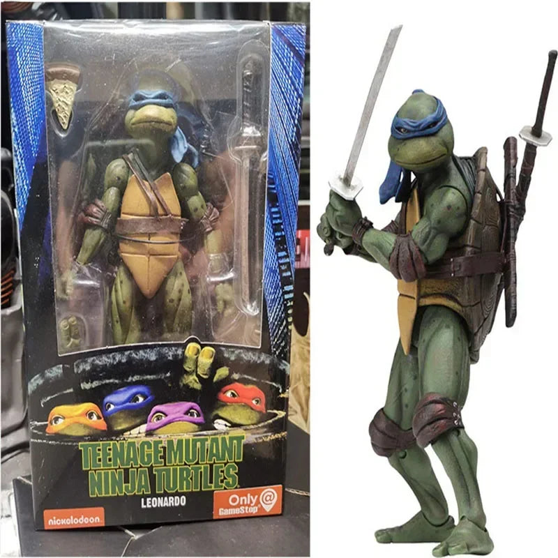 NECA Teenage Mutant Ninja Turtles Leonardo 1990 Movie Version