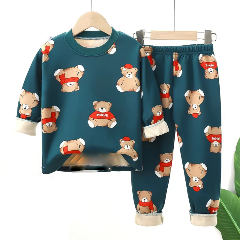 Warm Cotton and Polyester Green & Bear Print Pyjama Set